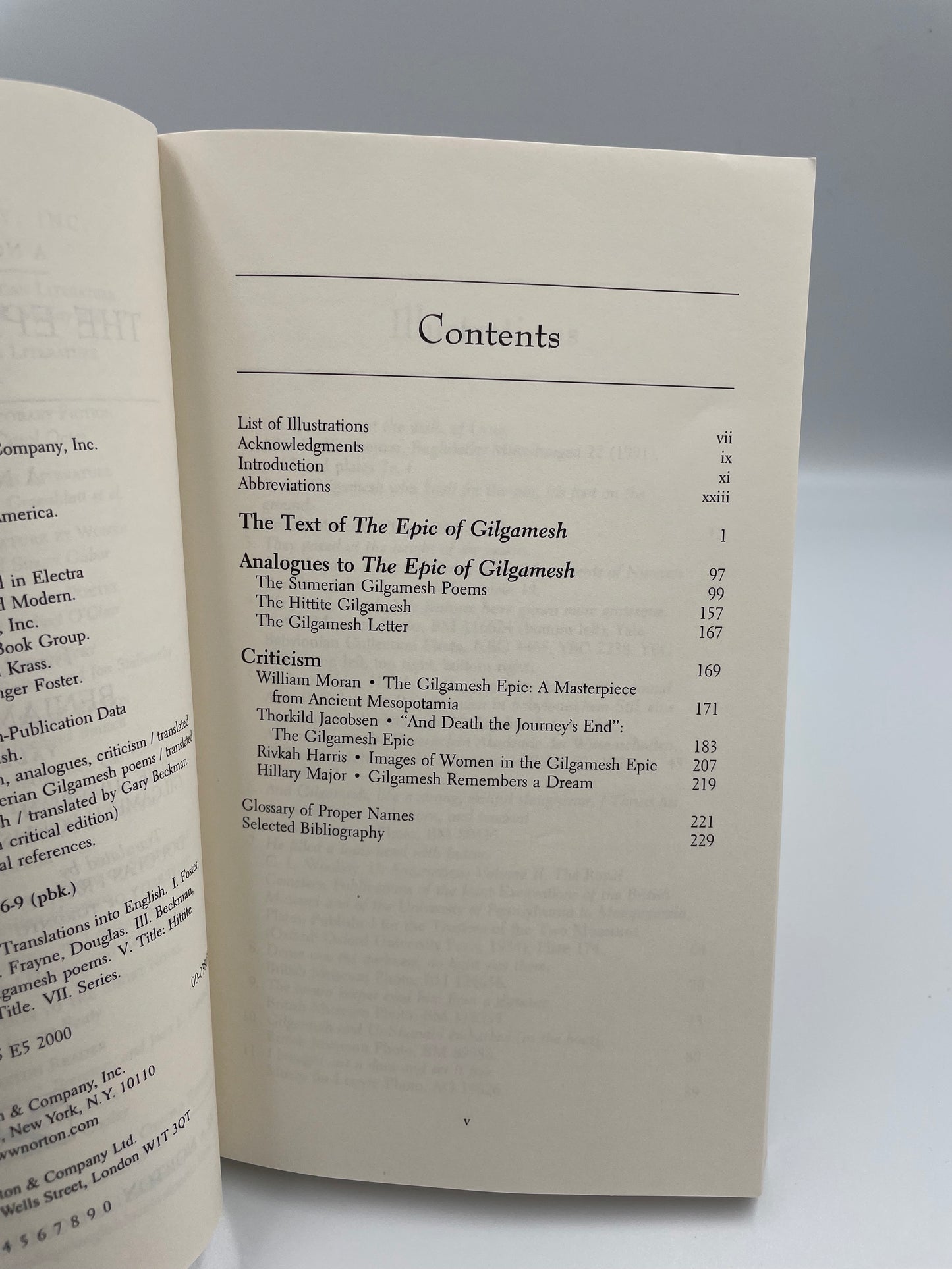 The Epic of Gilgamesh (Norton Critical Edition)