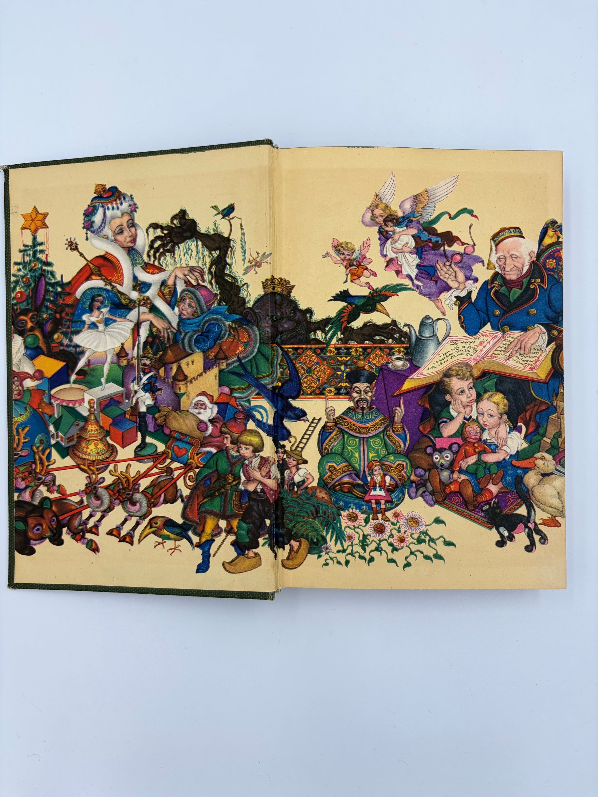 Illustrated end papers from the book ‘Andersen's Fairy Tales’ By Hans Christian Andersen.
