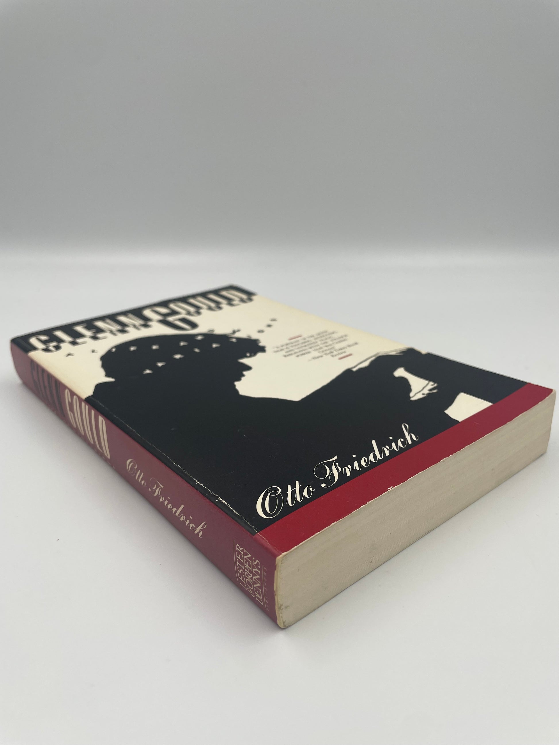 Book cover and spine of 'Glenn Gould: A Life and Variations' by Otto Friedrich.