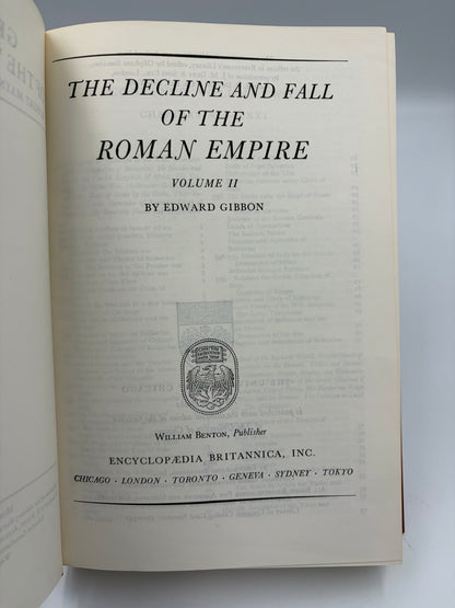 Page titled 'The Decline and Fall of the Roman Empire, Volume II' by Edward Gibbon, published by Encyclopédia Britannica, Inc.