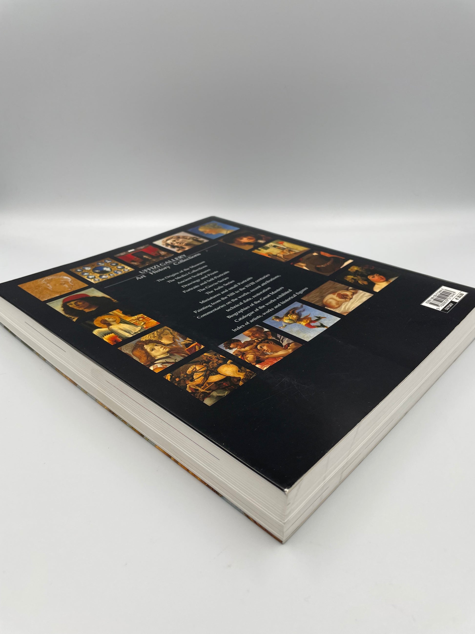 Back cover of Uffizi Gallery Art History Collections by Gloria Fossi