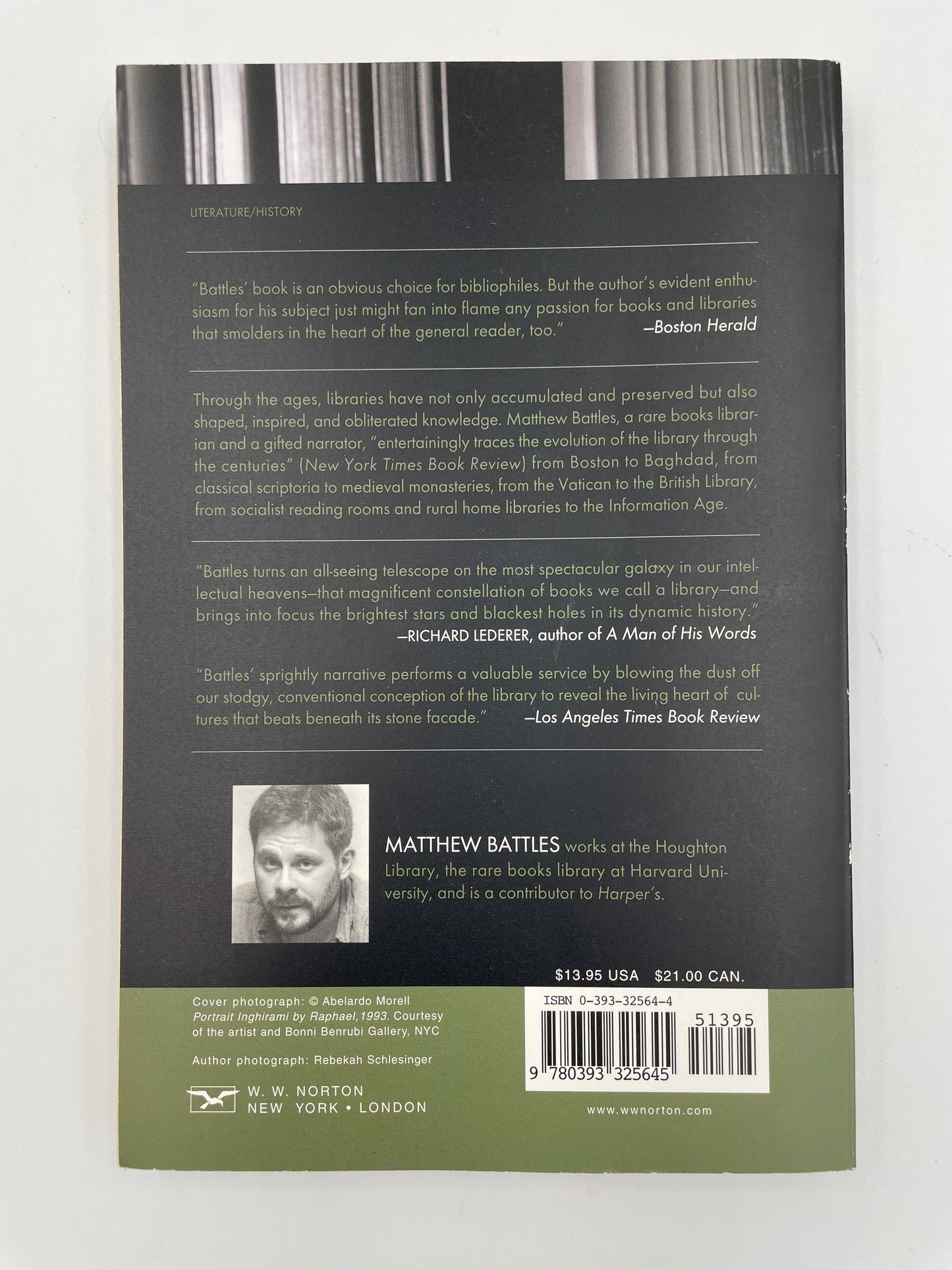 Back cover of 'Library: An Unquiet History' by Matthew Battles.