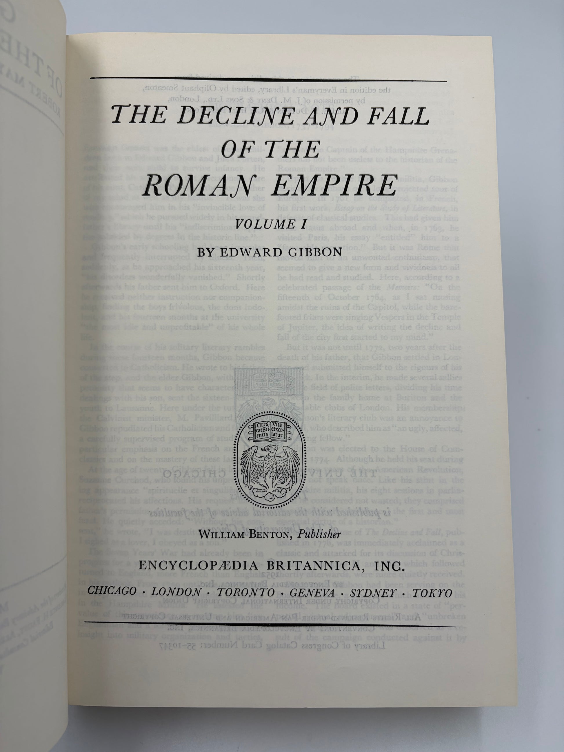 Title page of the book 'The Decline and Fall of the Roman Empire, Volume I' by Edward Gibbon, published by Encyclopédia Britannica, Inc.