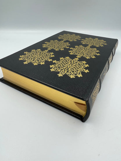 Top of book spine and edges from "The Mill on the Floss" by George Elliot.