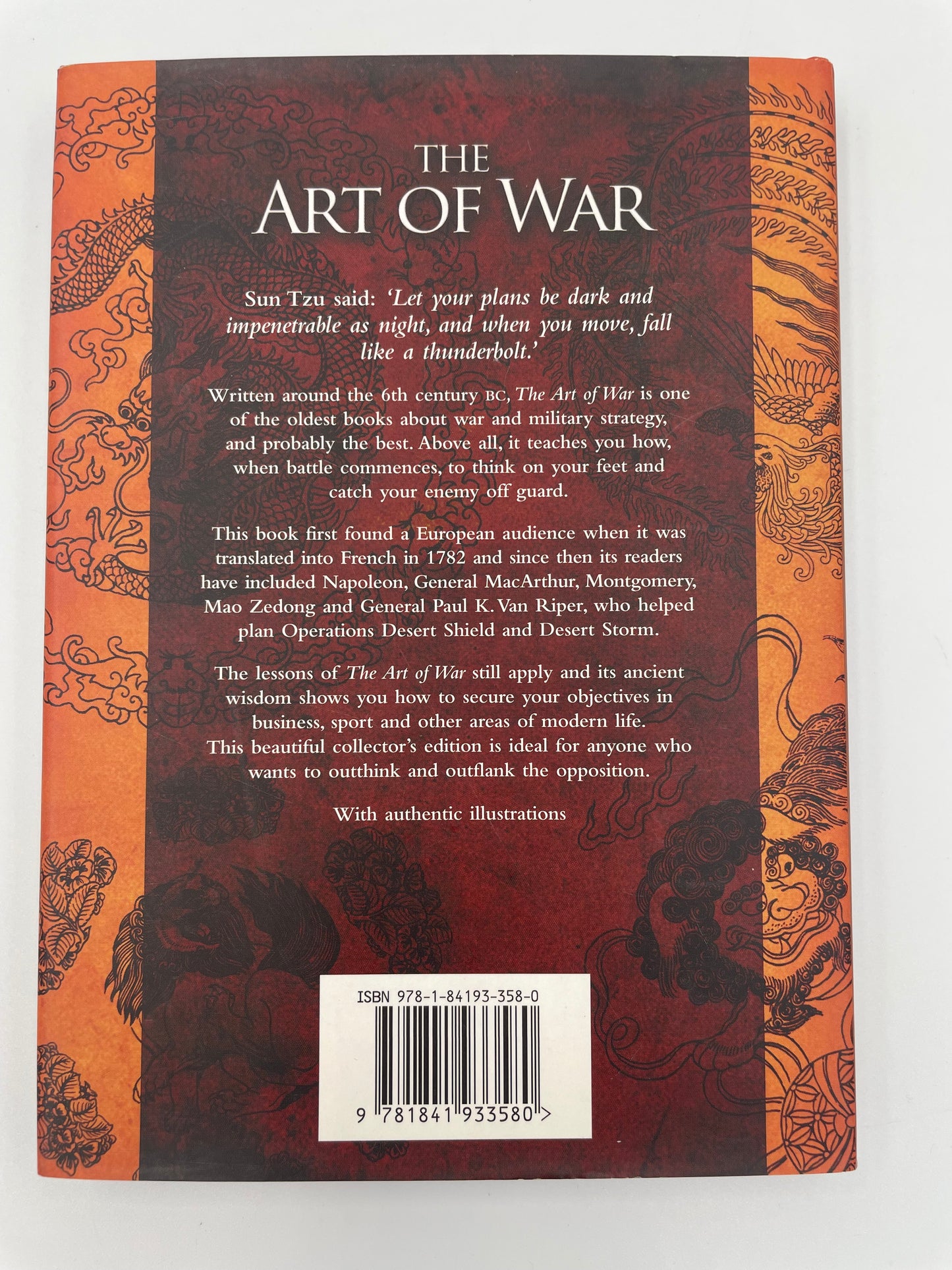 Back cover of a book titled 'Art of War' with decorative patterns and a barcode.