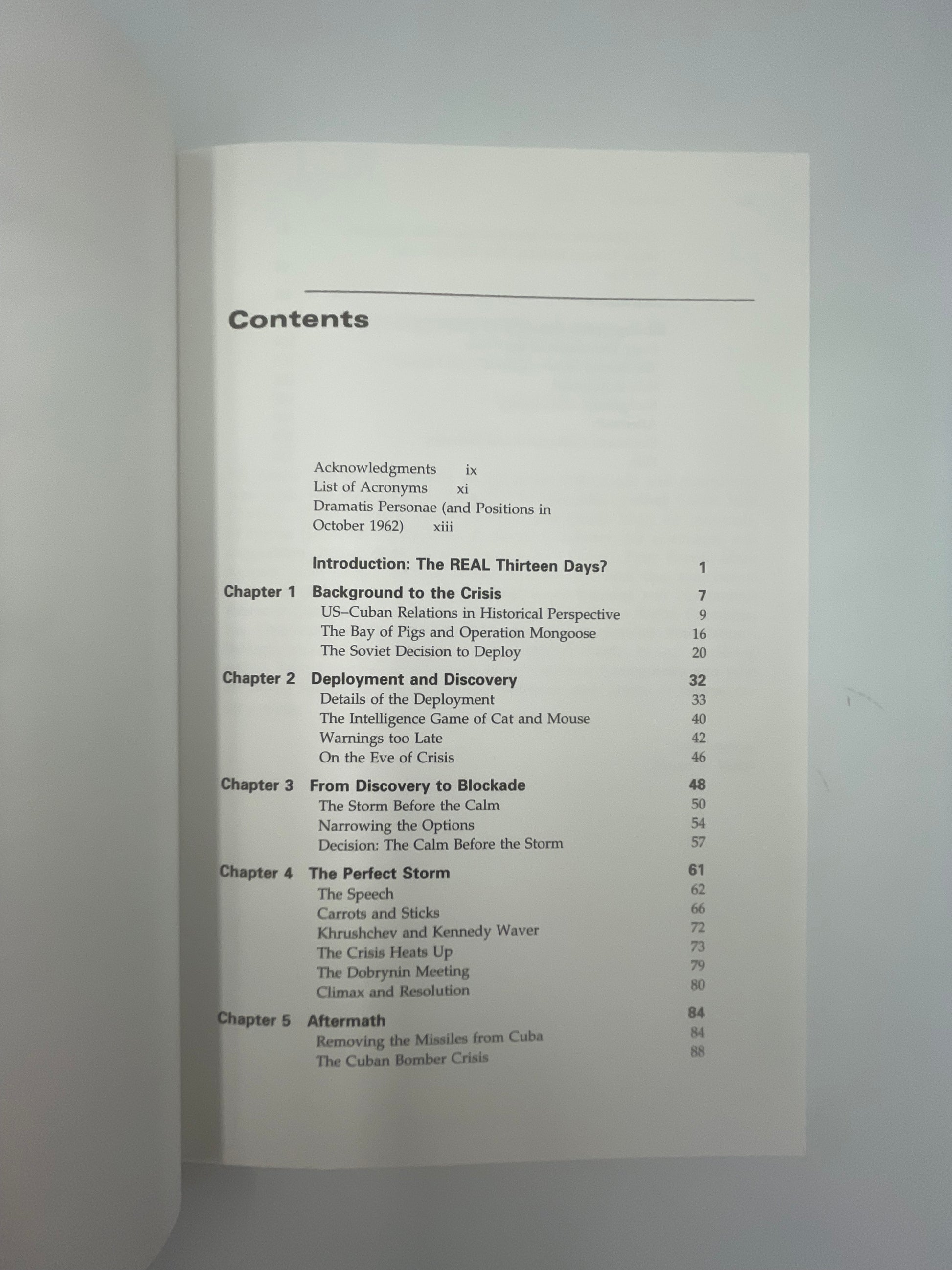 Contents page of ‘The Cuban Missile Crisis: A Concise History’.