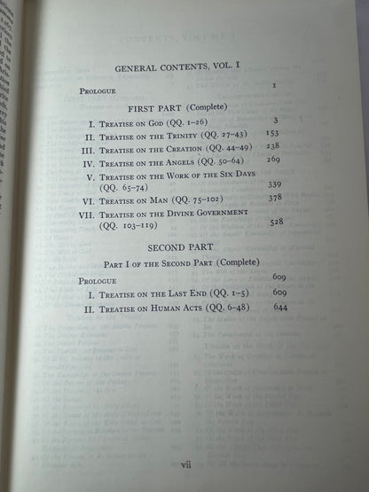 Contents page of volume 1 of "The Summa Theologica" of Saint Thomas Aquinas (2 Volume set) by Encyclopedia Britannica, 1952 
