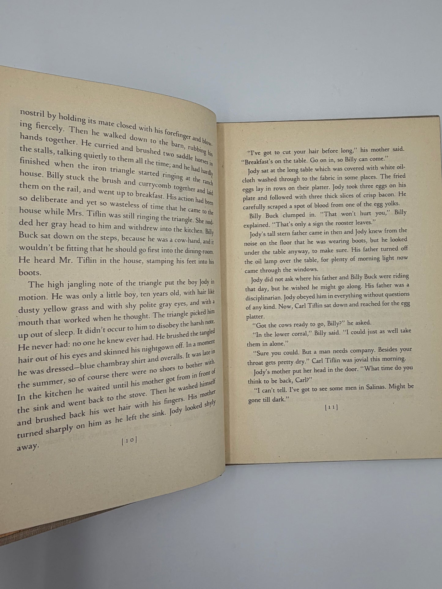 Page 10 and 11 from the book, 'The Red Pony' by John Steinbeck. 1945 Viking edition. 