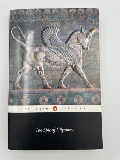  Book Cover of 'The Epic of Gilgamesh (Penguin Classics). 