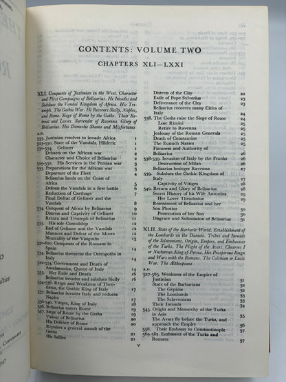 Table of contents of Volume 2 from 'The Decline and Fall of the Roman Empire' 